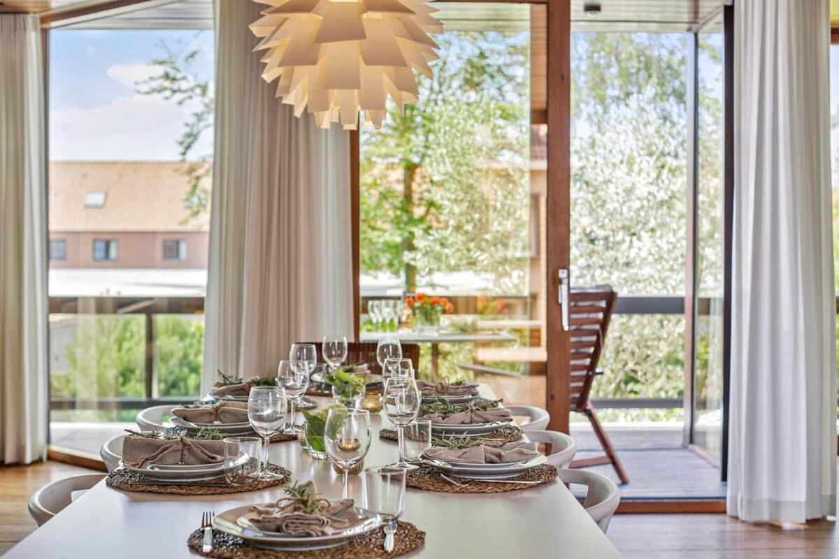 Eighties Modernist Design House With Garden Near The Beach Остенде Экстерьер фото