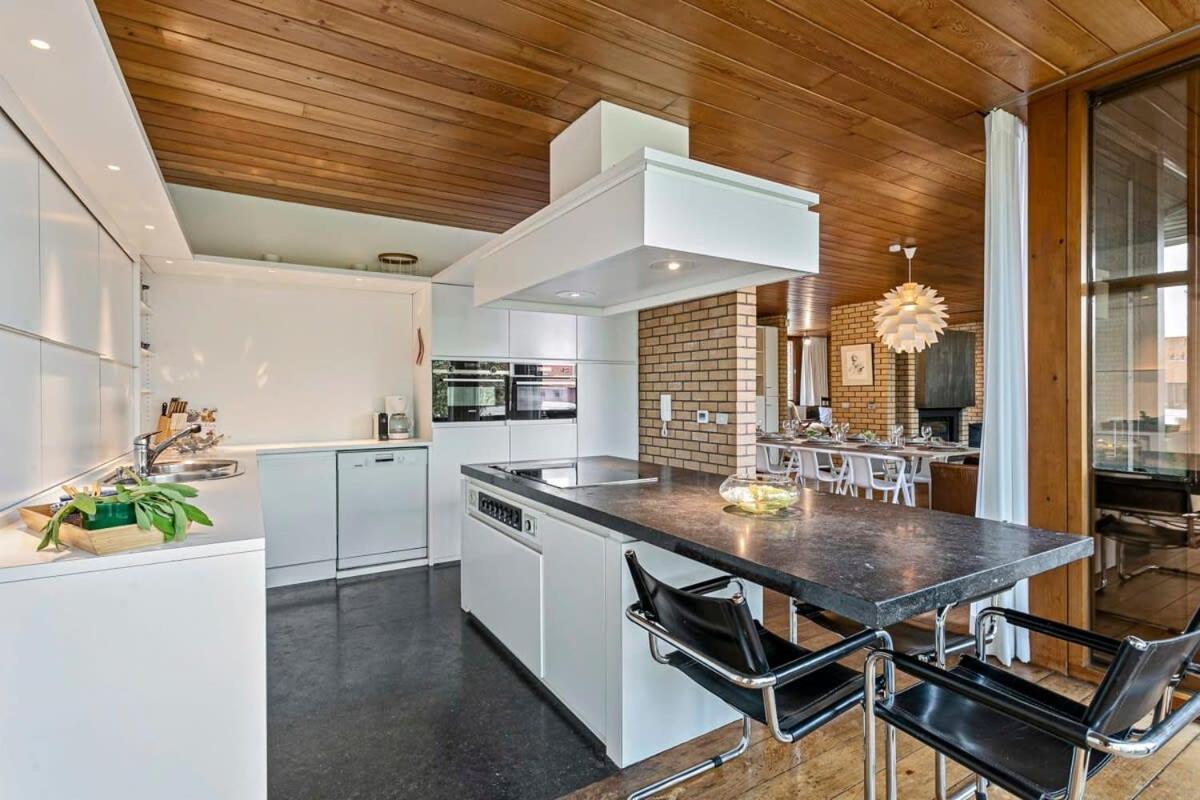 Eighties Modernist Design House With Garden Near The Beach Остенде Экстерьер фото